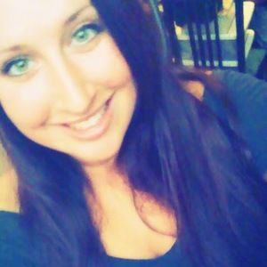 Meet your Posher, Alyssandra